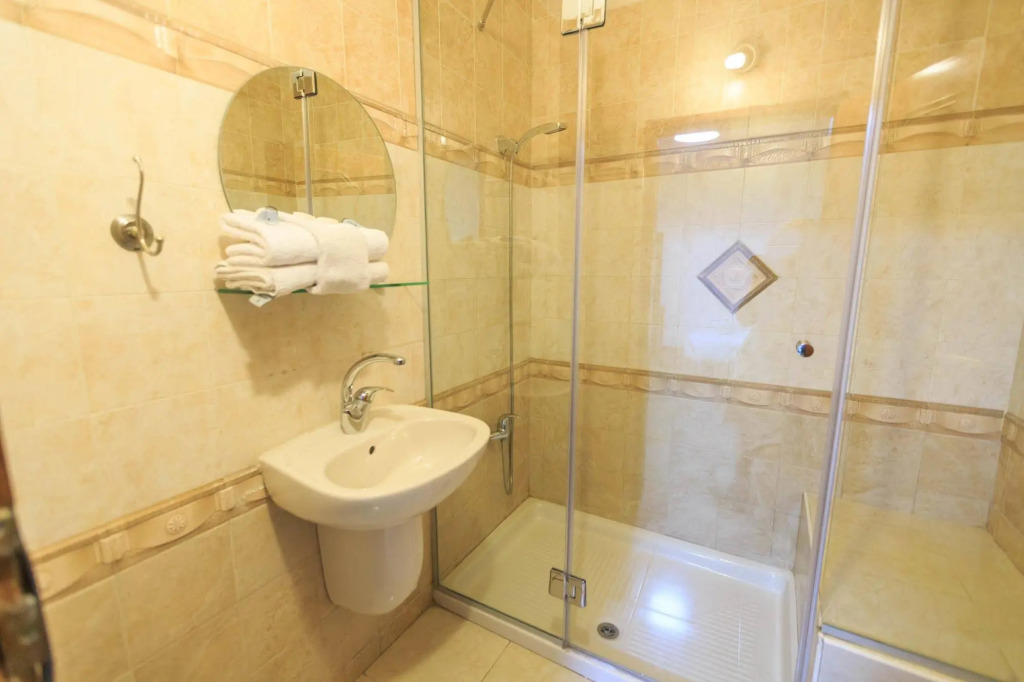 Hashimi Hotel