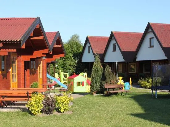 Koralia Domki i Apartamenty Basen z podgrzewaną wodą