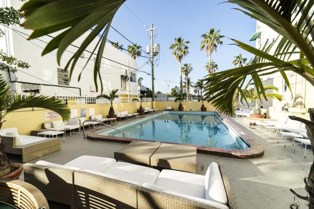 Broadmore Miami Beach
