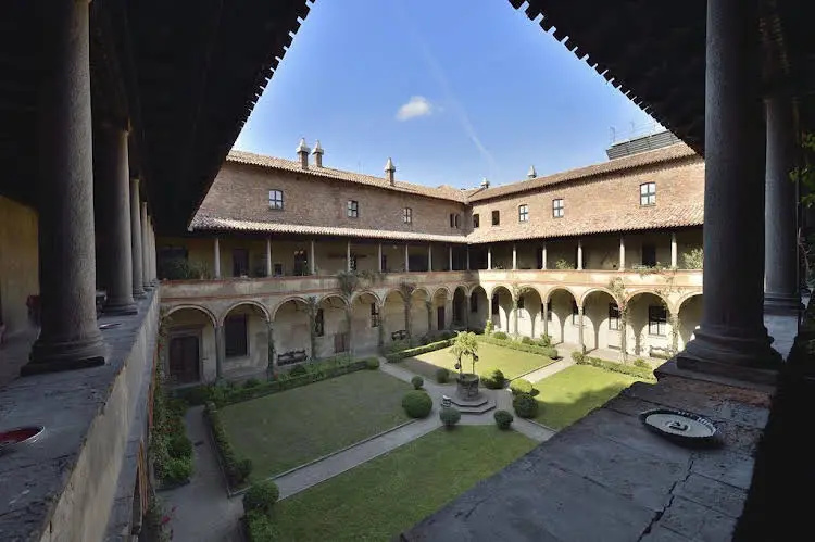 Park & Cloister Views Exclusive Apartment