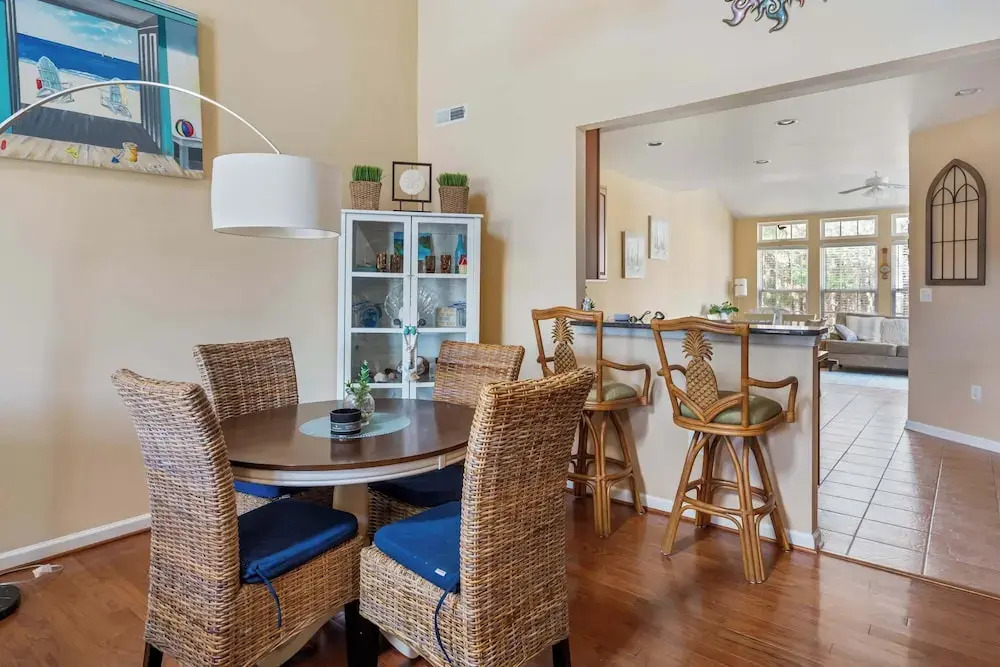 Bayview Landing #1 Sleeps 10