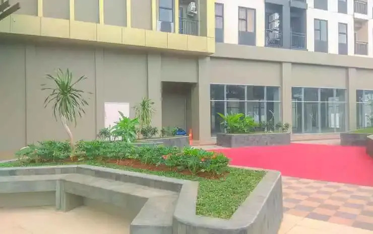 Well Designed 2Br Corner Transpark Cibubur Apartment