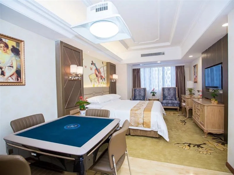 Vienna International Hotel (Wuhan Yangguang Yuhang)