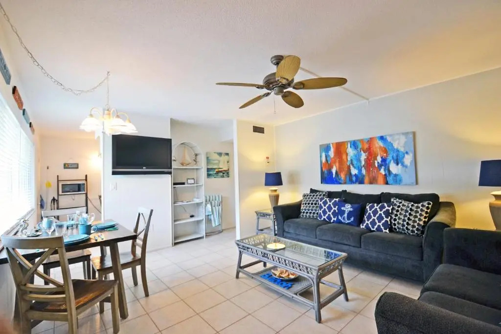 Sea Club II 5955 #8E