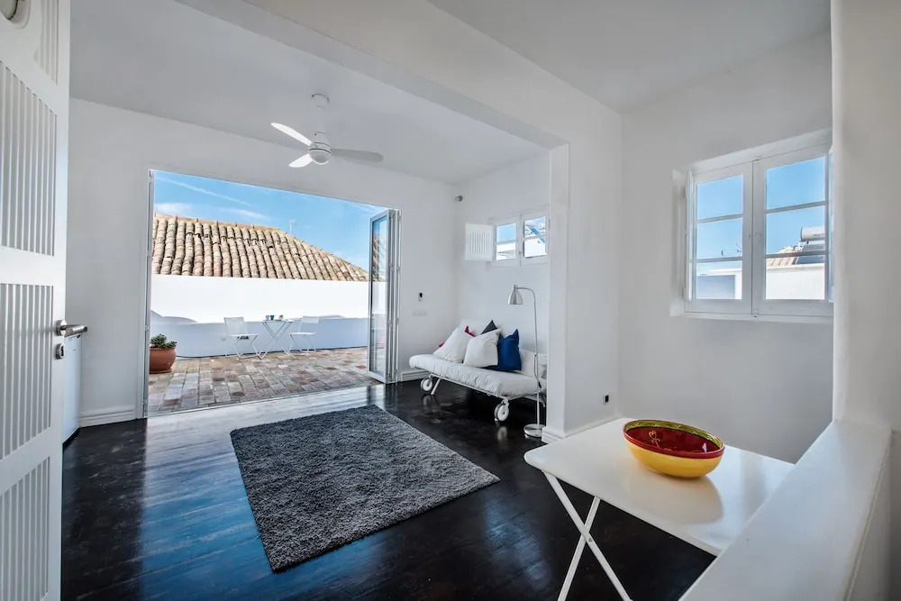 Casa dos Amigos by MarsAlgarve