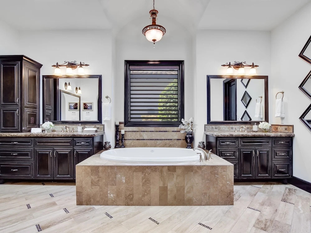 The Arrive Santa Barbara Lake Austin 5 Bedroom Estate