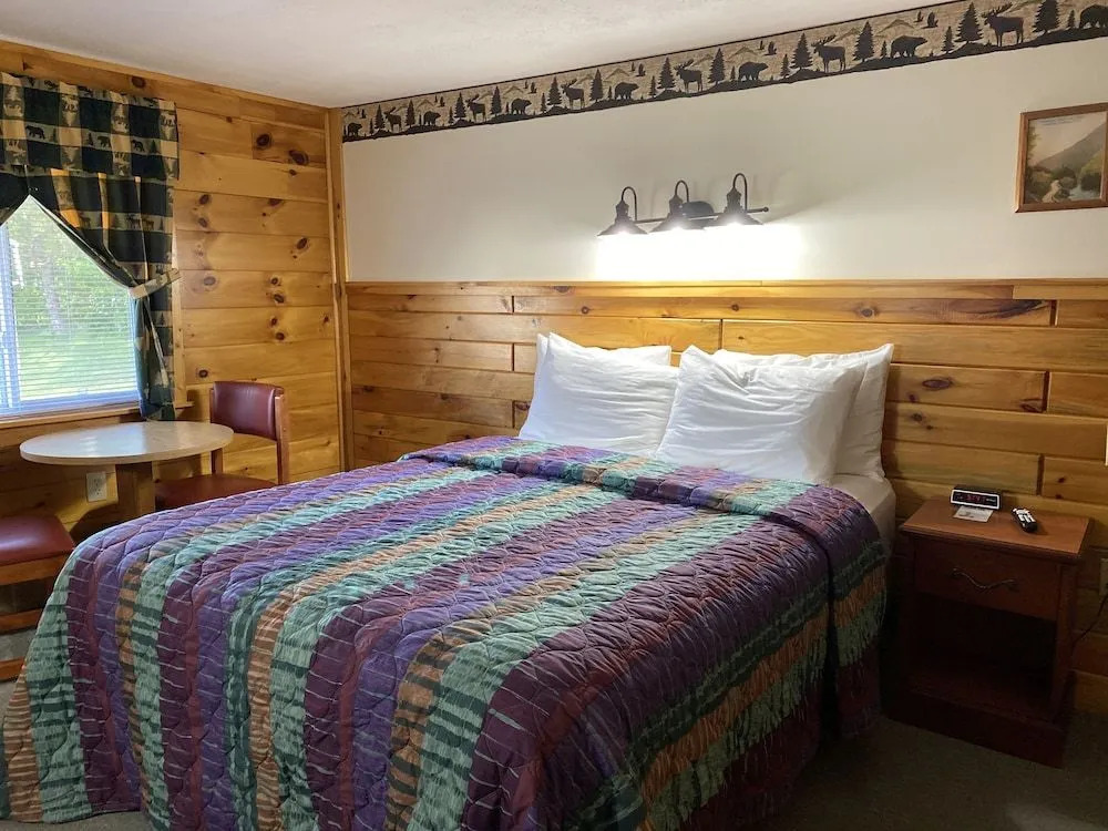 Wolfjaw Lodge