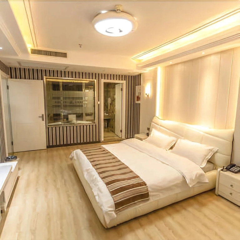 Yuanlai Hotel