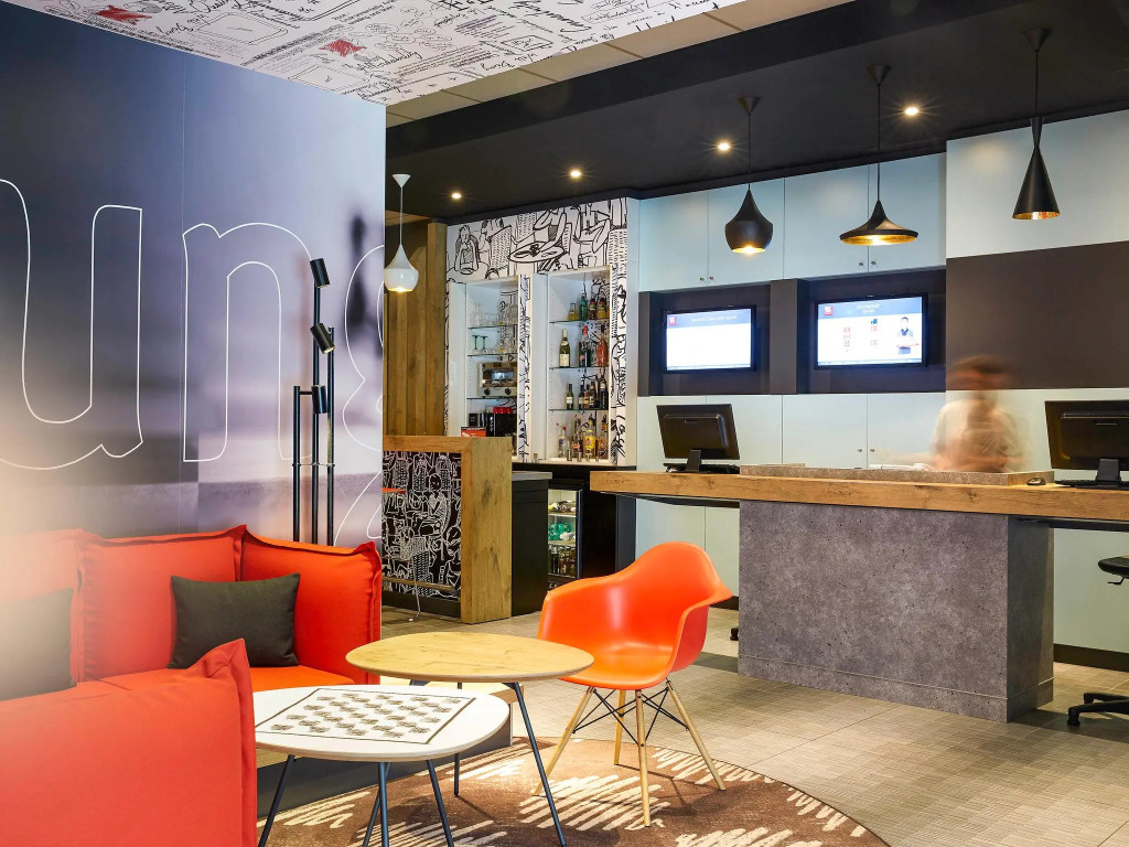 ibis Paris Canal Saint Martin