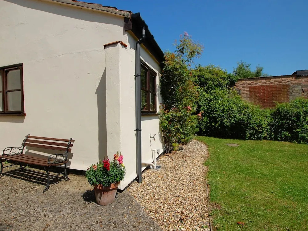 Traditional Holiday Home near Coast & Norfolk