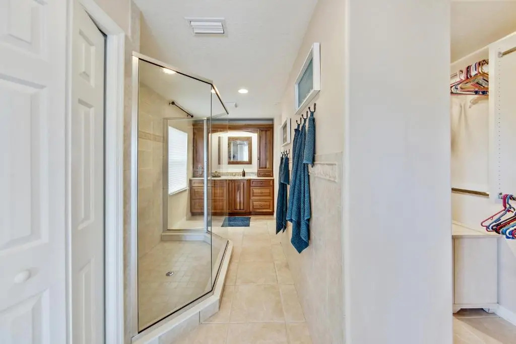 Oasis by the Sea Beach Front Community - Luxurious Pool Spa Home with Waterfall - Sleeps 10 - Come