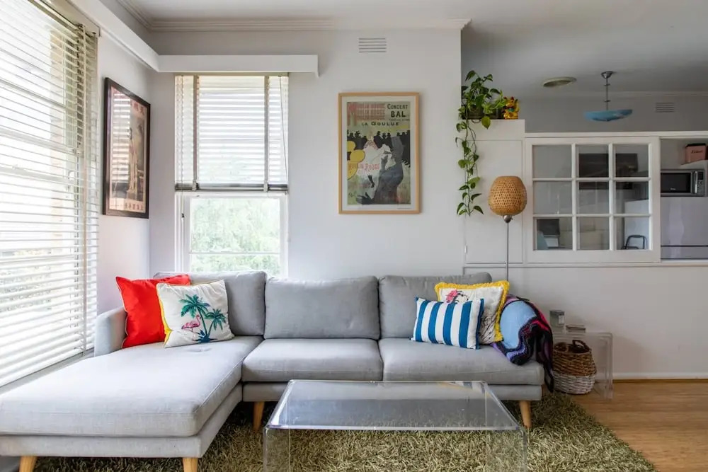 Retro 1 Bedroom Apartment In Melbourne's Hawthorn