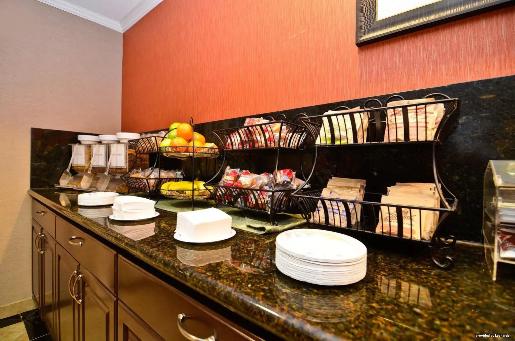 Best Western Plus Vineyard Inn