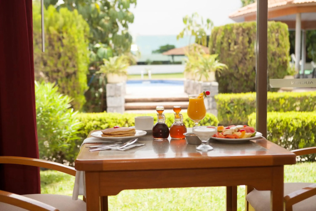 Hotel Paradise Inn