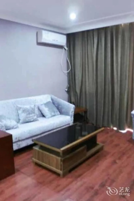 One House Cinema Hotel (Hubei Institute of Economics)(OneHouse影院酒店(湖北经济学院店))