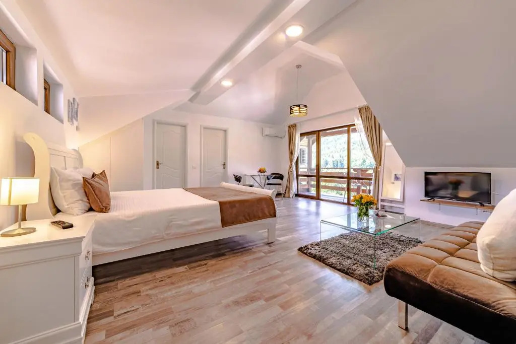 Yael Luxury Apartments 2