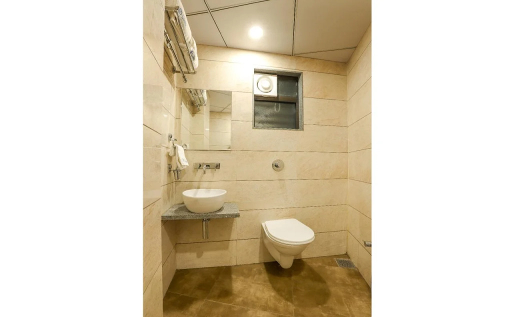 Hotel Limra Surat