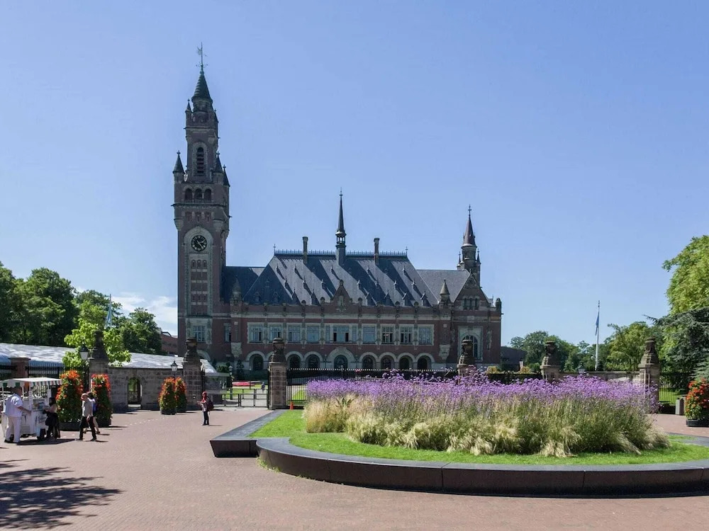 Mansion in the Heart of The Hague