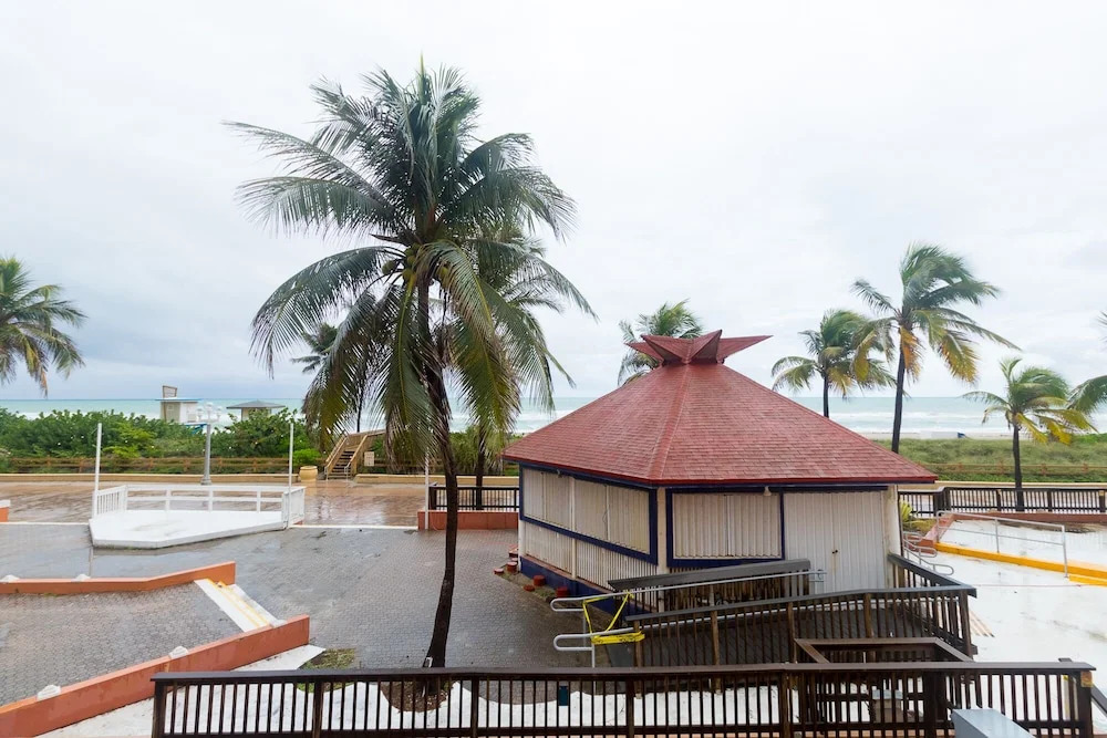 201 Ocean View Terrace Patio