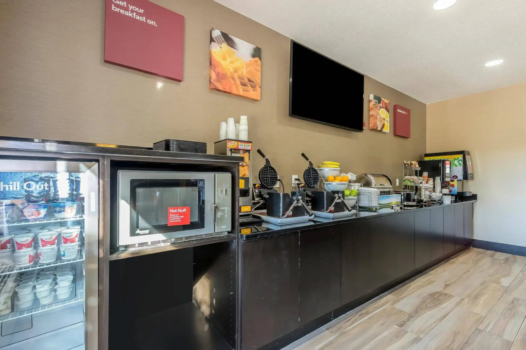 Comfort Suites St Charles-St Louis