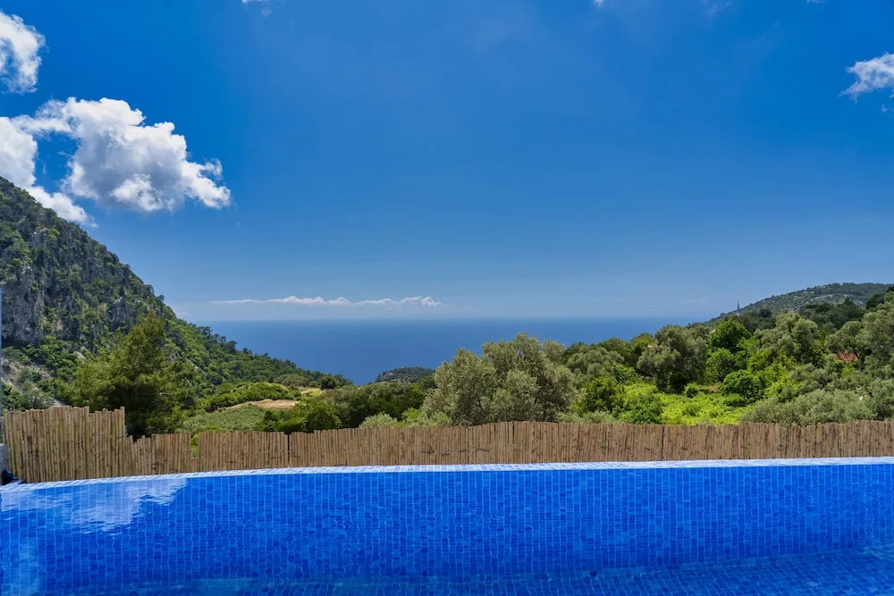 Villa Pine Private Located in a Quiet and Picturesque Location
