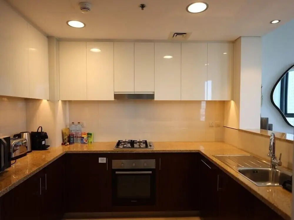 Elegant 1BR Oasis Burj Vista