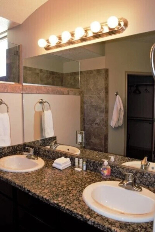 3 Bedroom Home in Mesquite #214 3 Bedrooms 2 Bathrooms Home