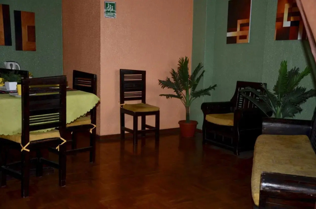 La Estación Hostal