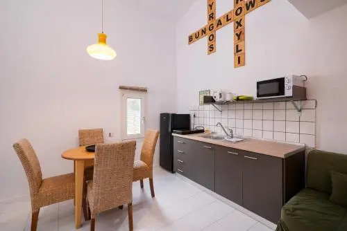 Pyrgos Bungalows