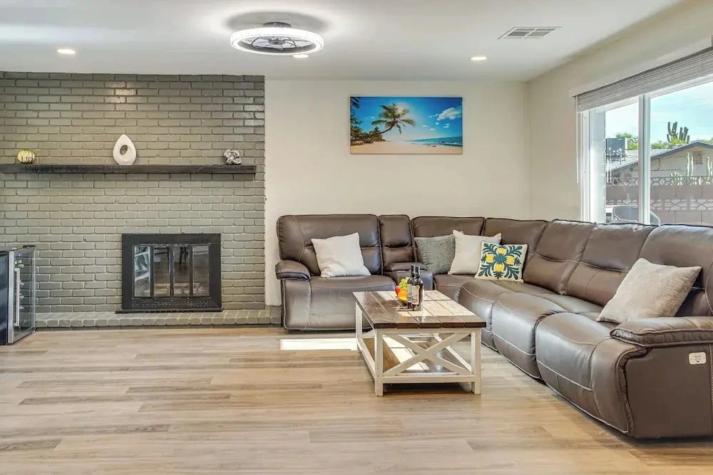 2 Mi to Asu: Spacious Family Home w/ Patio