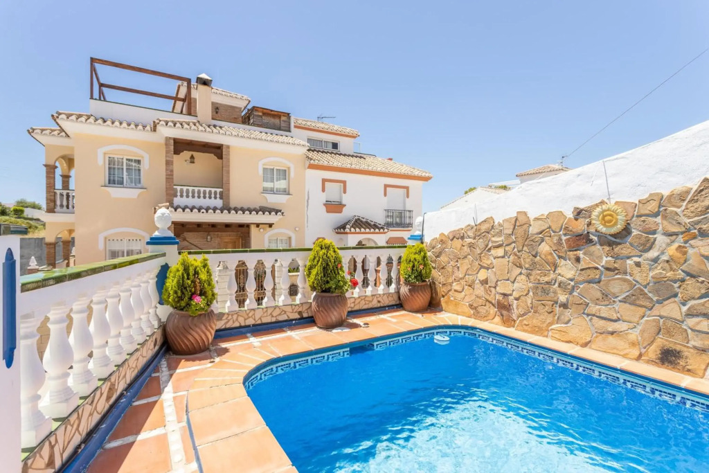 Apartamento con piscina privada