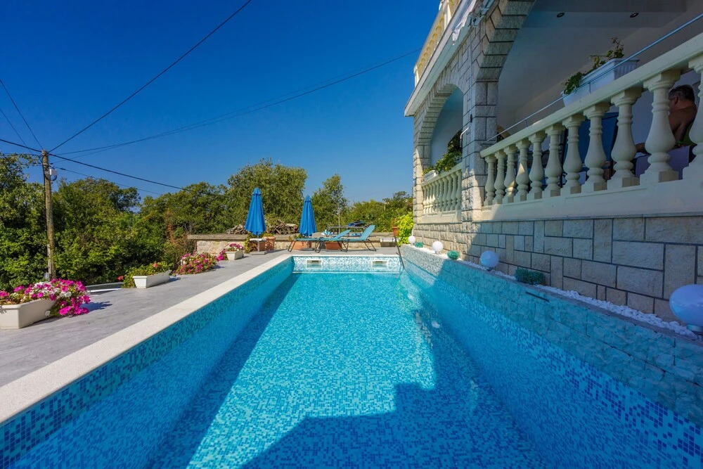 Apartments Janya