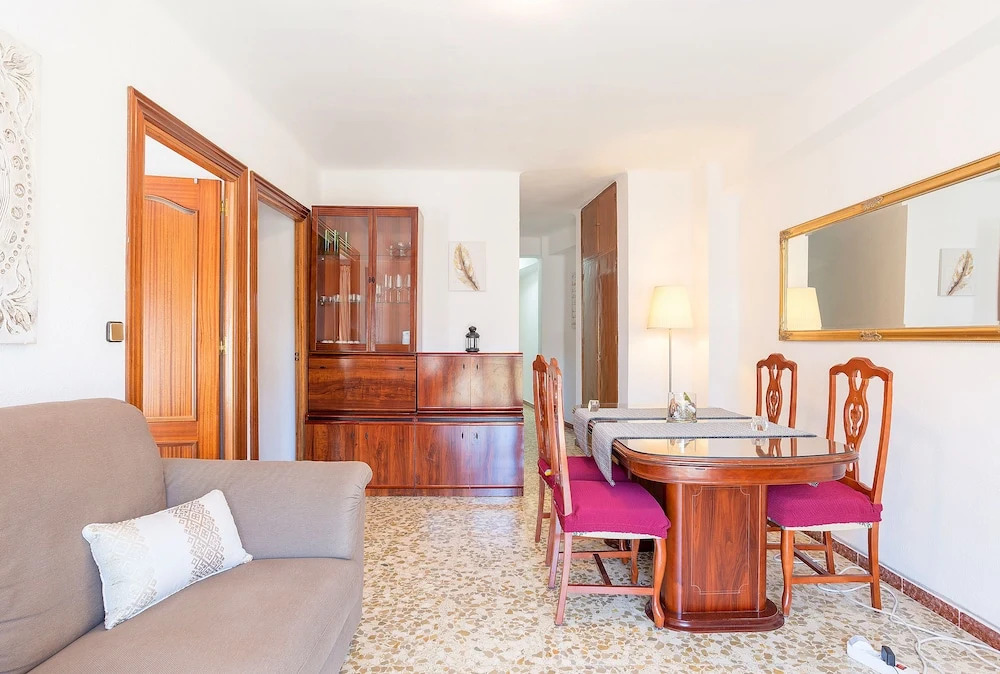 Molinillo Apartment City Center