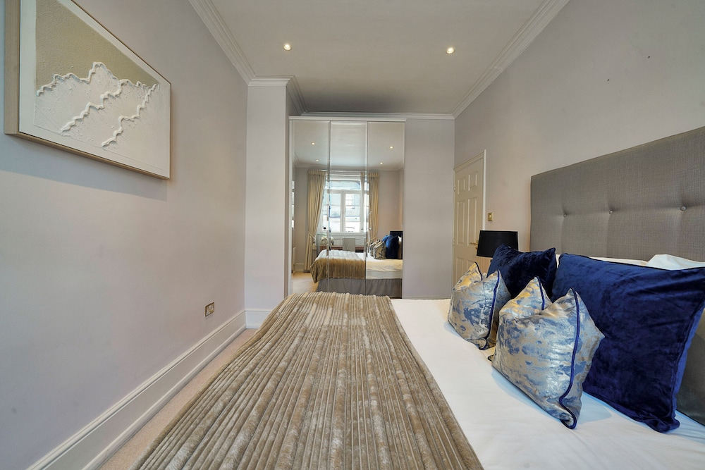 Hertford Flat 13