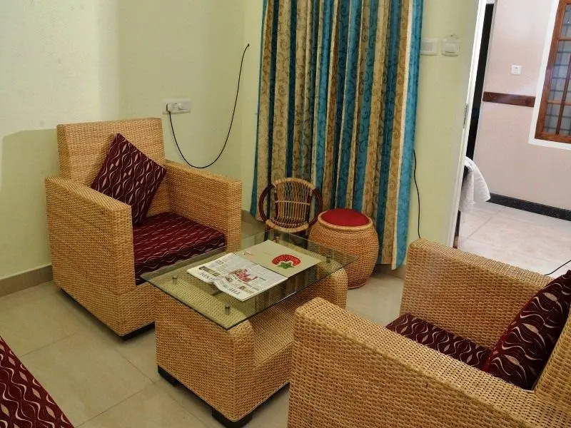 SAPPHIRE INN