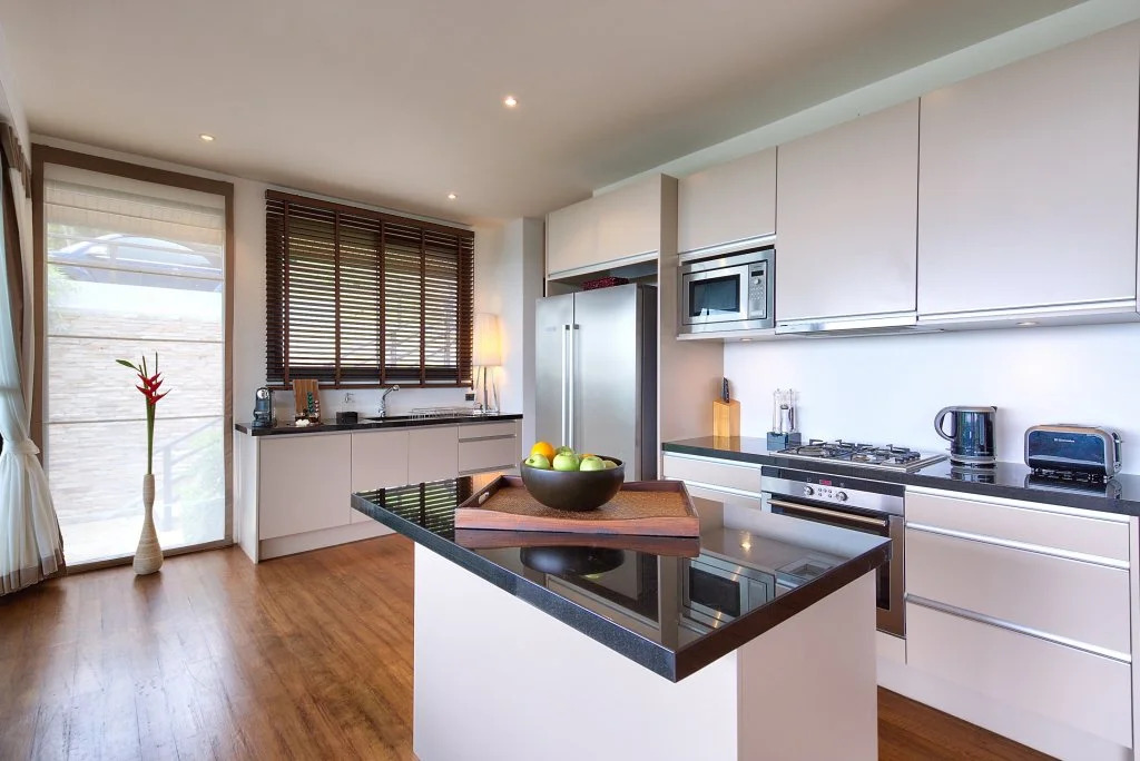 Sunset Heights Villa