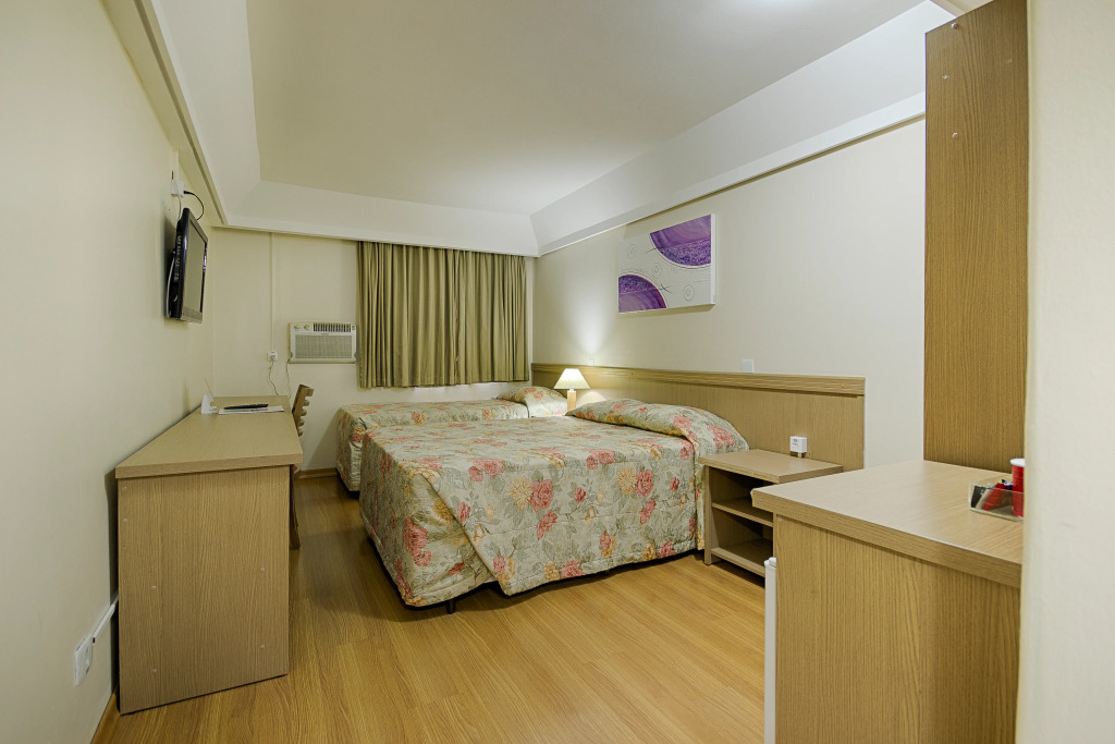 Hotel Golden Park Curitiba By Nacional Inn