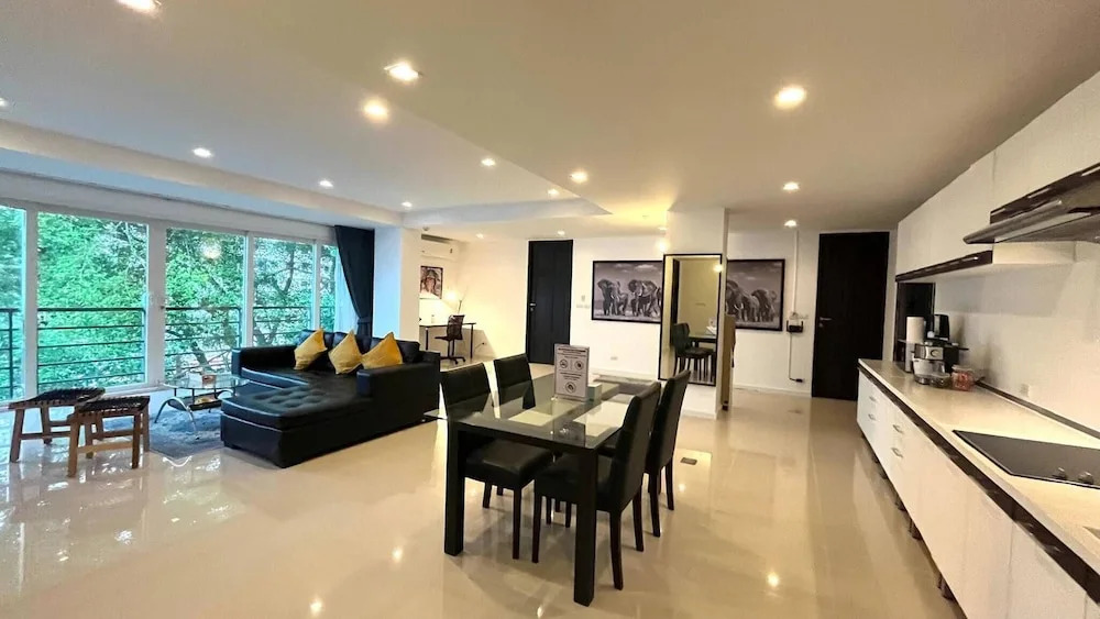 6-58 - 2 Bdr Spacious Penthouse With Shared Pool