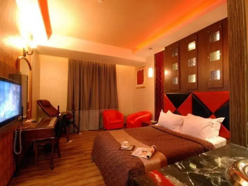 Linyuan Business Motel