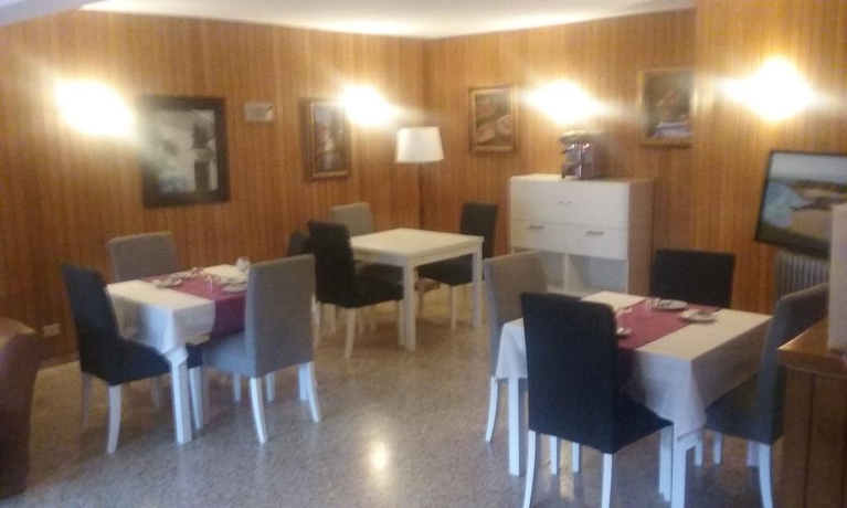 Hotel Puente de los Santos