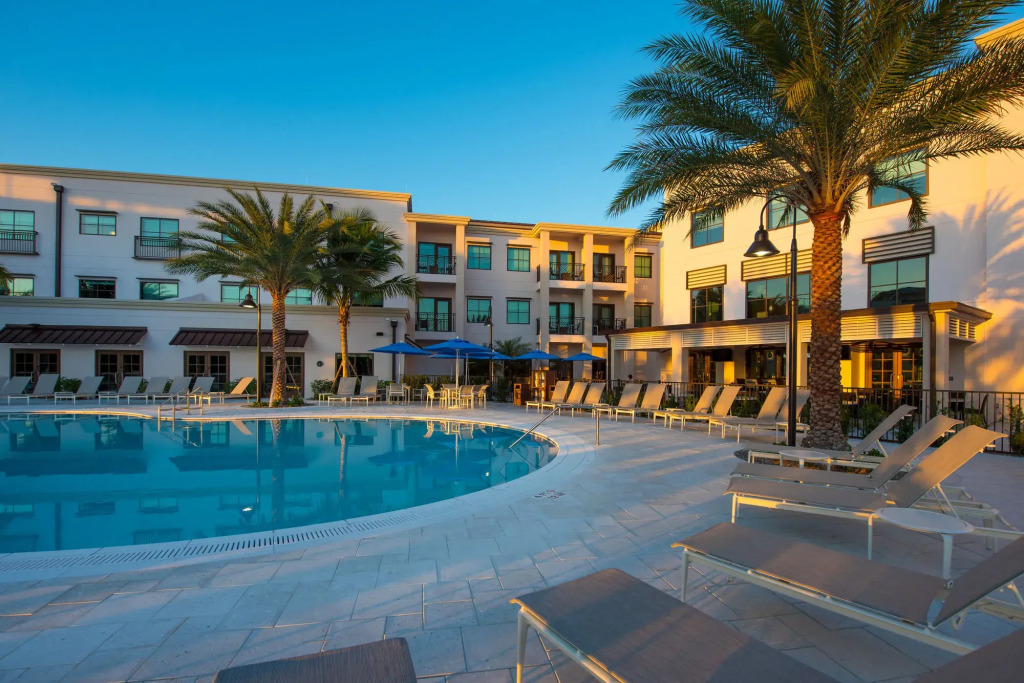 Hyatt House Naples 5th Avenue