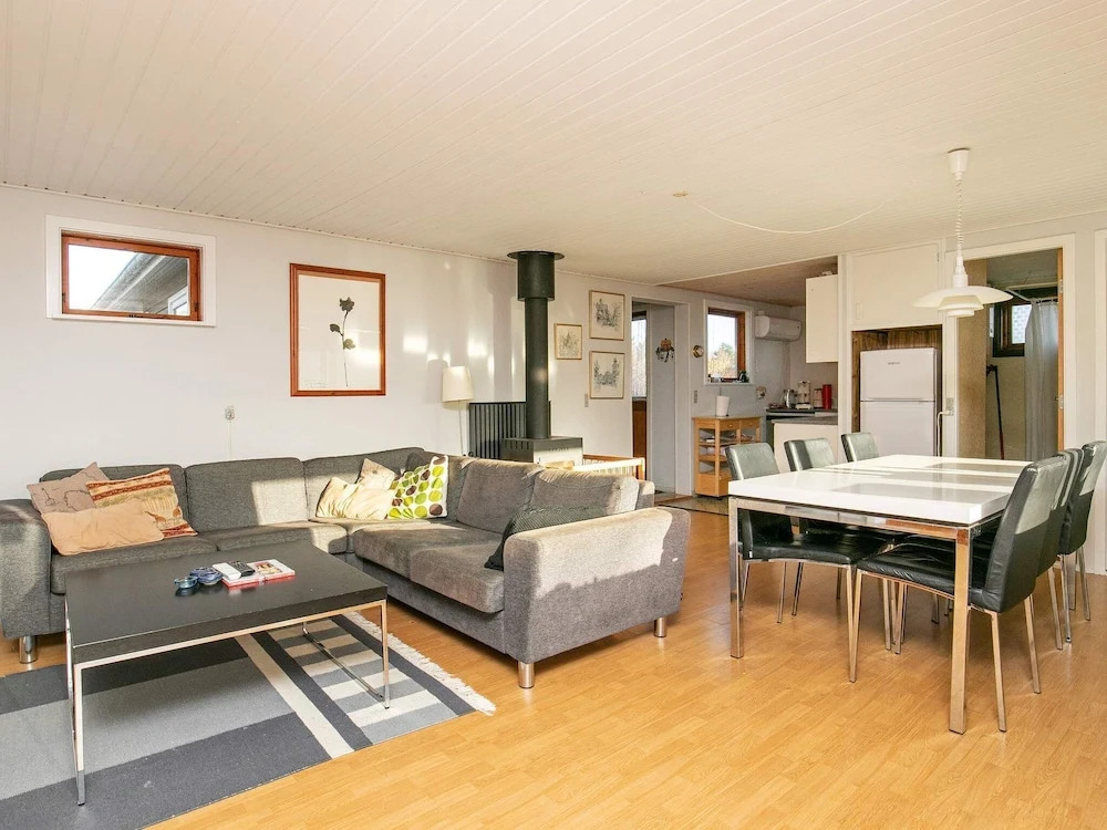 Pleasant Holiday Home in Rødby With Roofed Terrace
