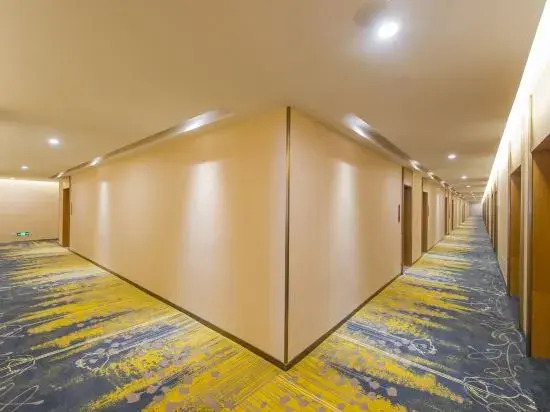 Gopher Wood hotel