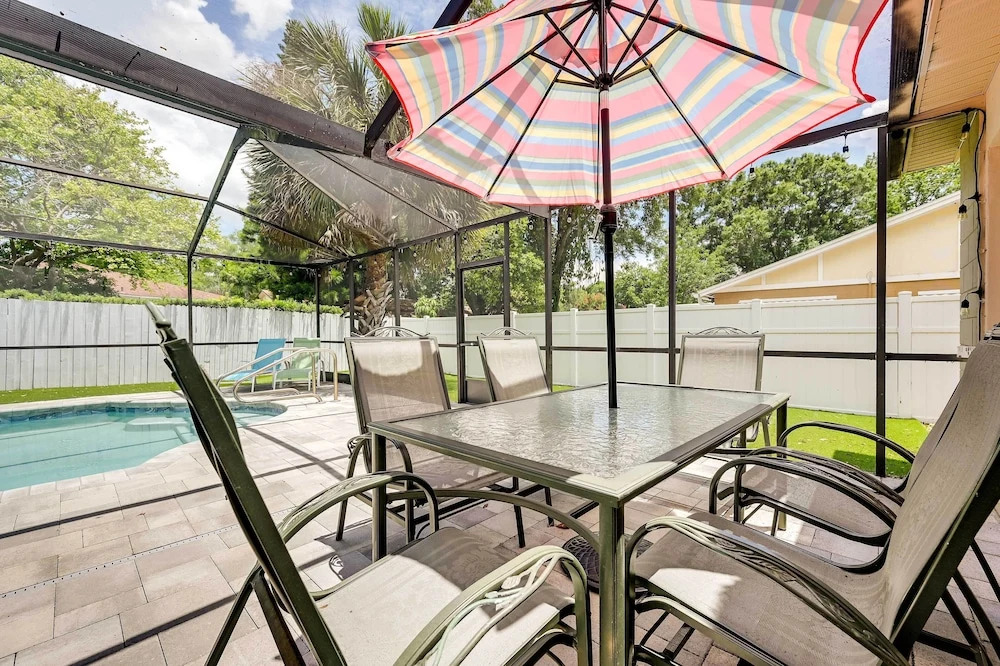 Pet-Friendly Home with Pool in Palm Harbor