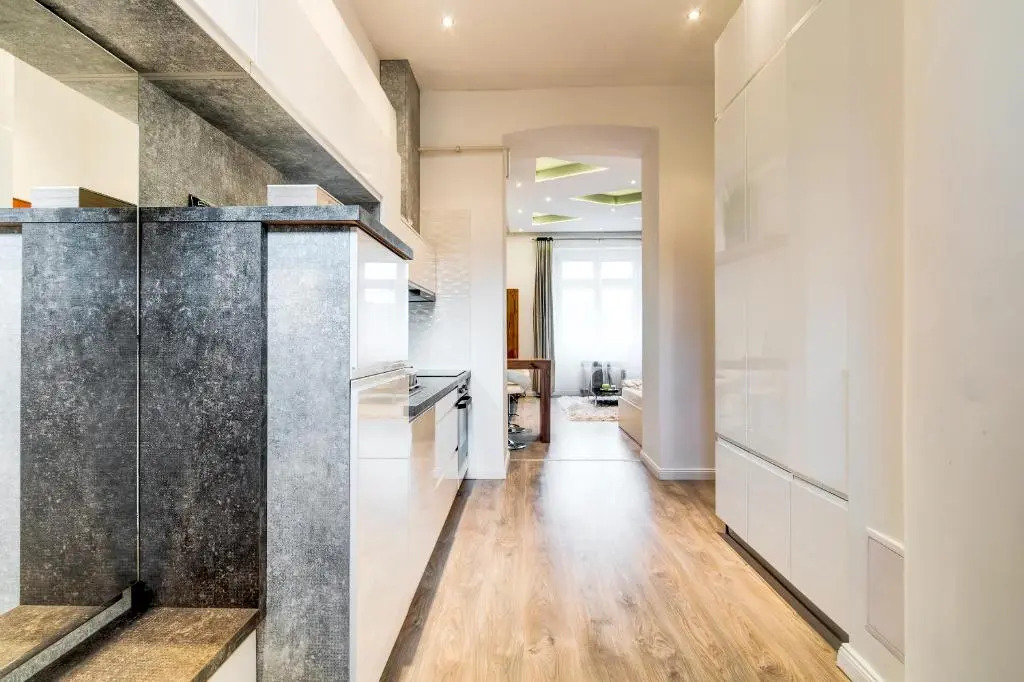 Diamond Residence - Marble Apartment