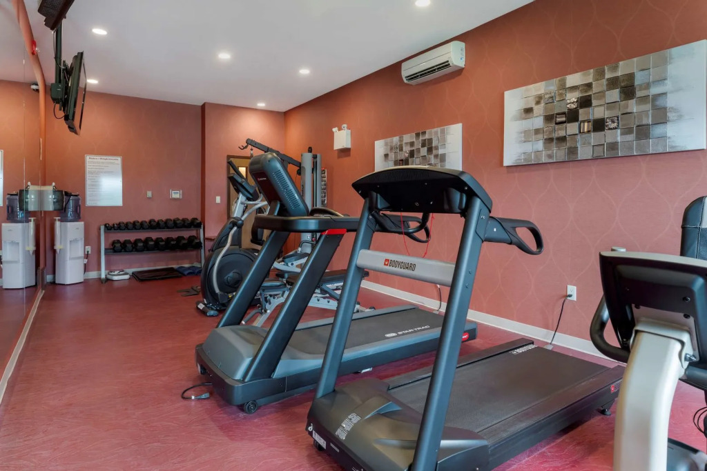 Best Western Plus Fredericton Hotel & Suites