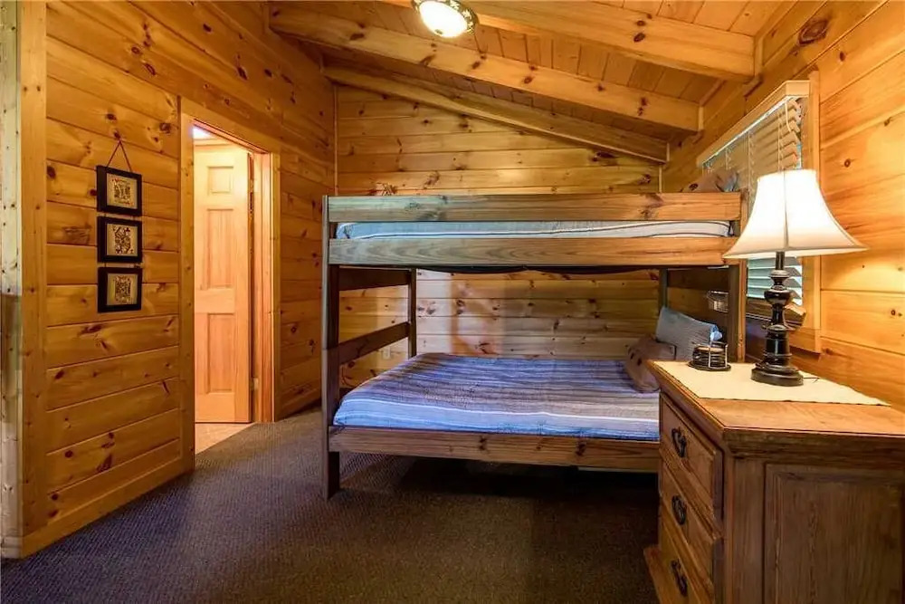 Zen Bear Retreat - One Bedroom Cabin