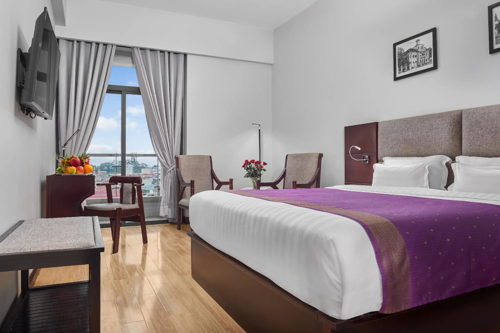Essence Hotel-Phnom Penh