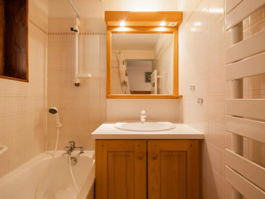 Appartement, 4-6 personnes, proche pistes, animaux admis, garage - FR-1-304-39