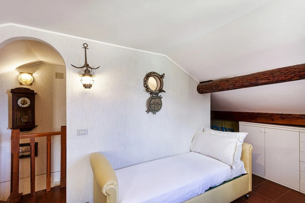 Seaview Apartment at the Castle by Wonderful Italy
